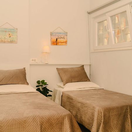 Studio Flat In Heart Of Тирана Экстерьер фото
